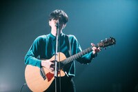 福永浩平（Vo）（Photo by Ray Otabe）