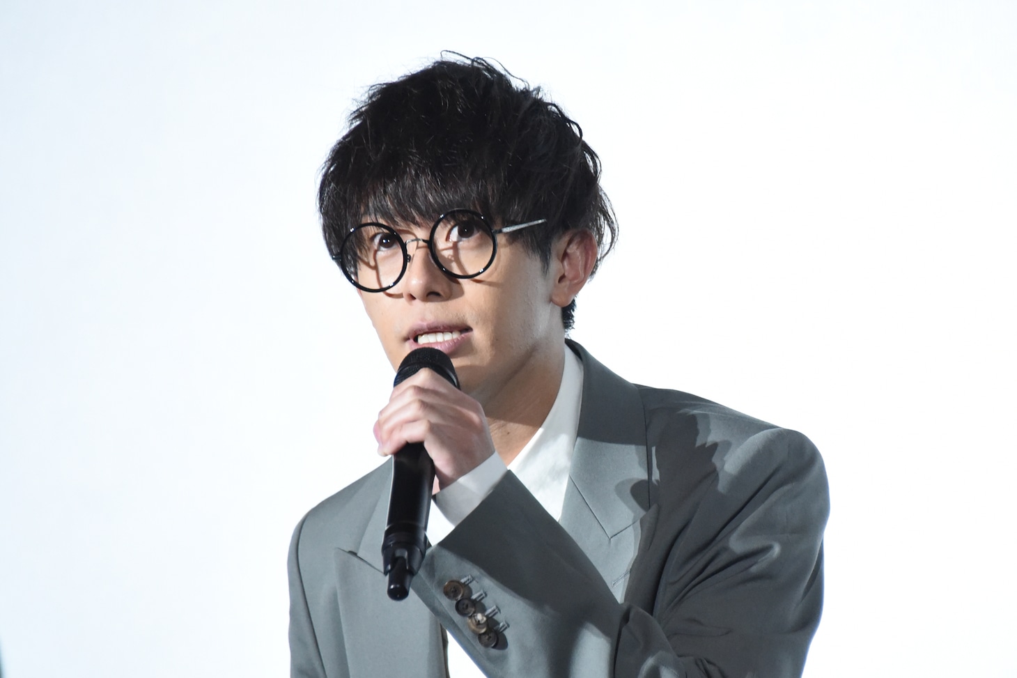 田邊駿一（Vo, G）