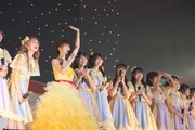 「荻野由佳卒業コンサート ～私をアイドルにしてくれてありがとう～」の様子。 (c)Flora