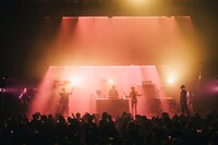 「Presence Remix」パフォーマンス中の様子。（Photo by Tatsuya Hirota）