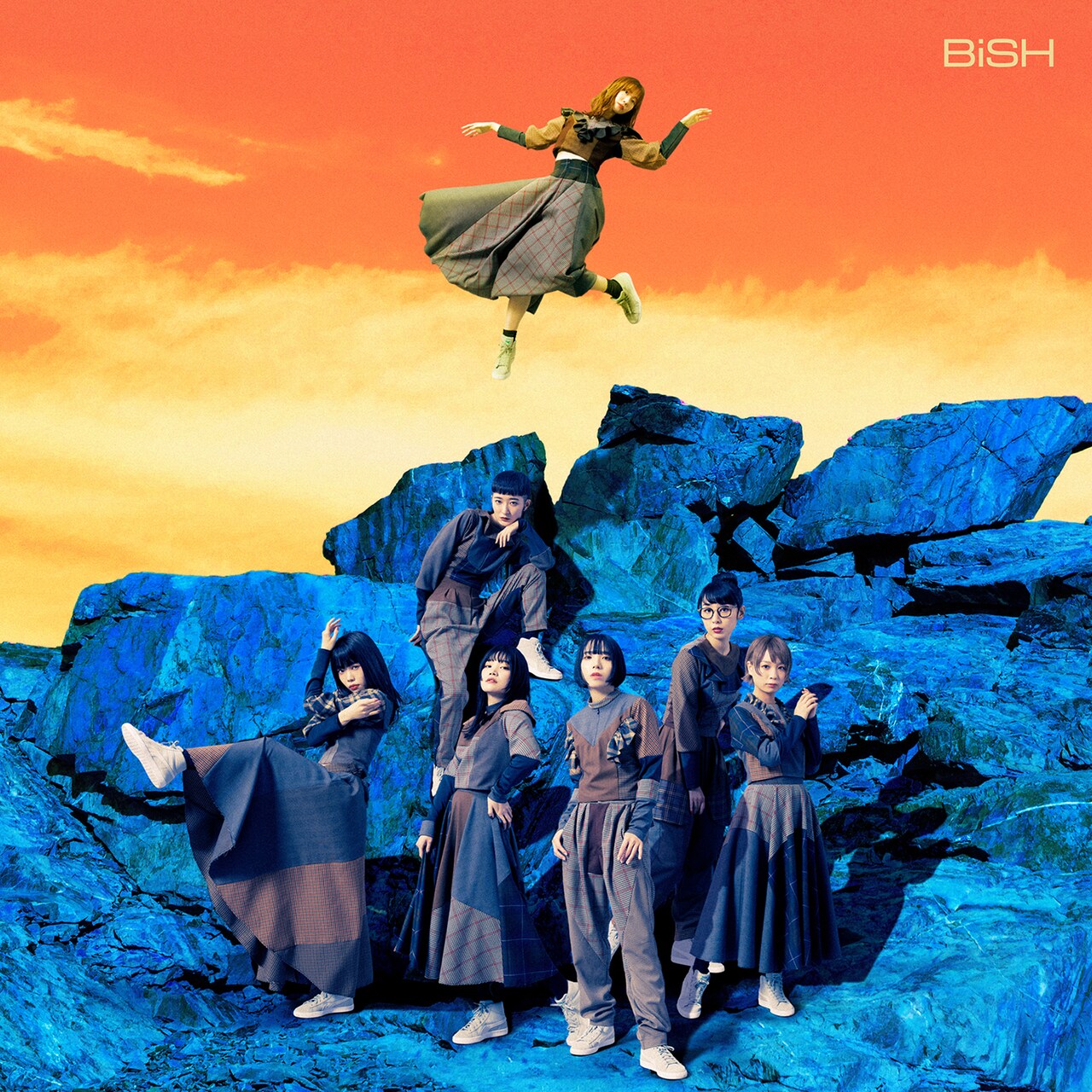 柏木由紀なりのBiSH」ついにMV公開！WACK全7組とのコラボアー写