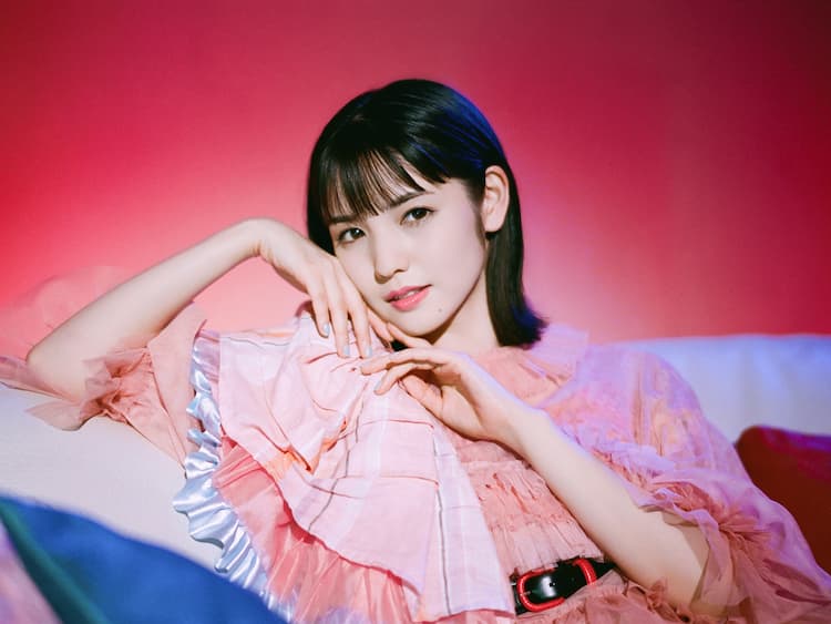 道重さゆみがしゃべって、うたって、シール貼るぞ♡ - 音楽ナタリー