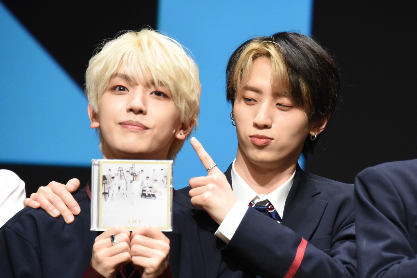 左から髙塚大夢、許豊凡。