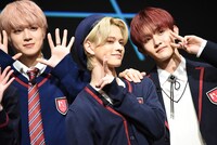 左から佐野雄大、松田迅、田島将吾。