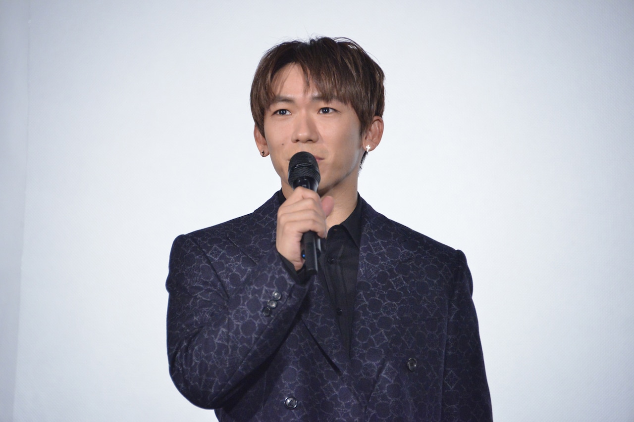 EXILE NAOTO主演映画ついに公開、初日舞台挨拶でCrystal Kayの生歌とダンスでコラボ