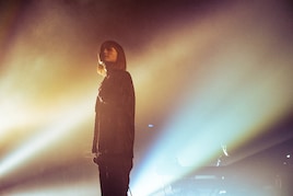 「私は私のrhythmで」iriが自身の原点と現在地示したアニバーサリーツアー、今週末にミニライブ生配信