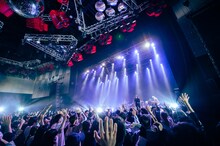 「iri 5th Anniversary Live "2016-2021"」東京公演の様子。（撮影：田中聖太郎）