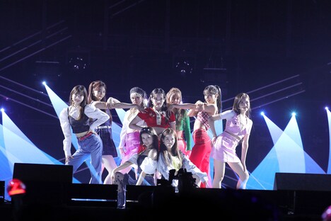 NiziU（撮影：山内洋枝）