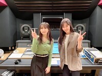 左から伶、幾田りら。