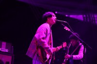 はっとり（Vo, G / マカロニえんぴつ）（撮影：山内洋枝）