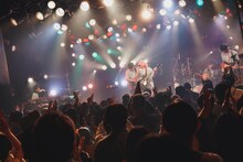 「さとうもか LIVE TOUR 2021」渋谷CLUB QUATTRO公演の様子。（撮影：さいちょー）