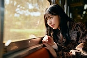 運上弘菜「WHITE.」より。