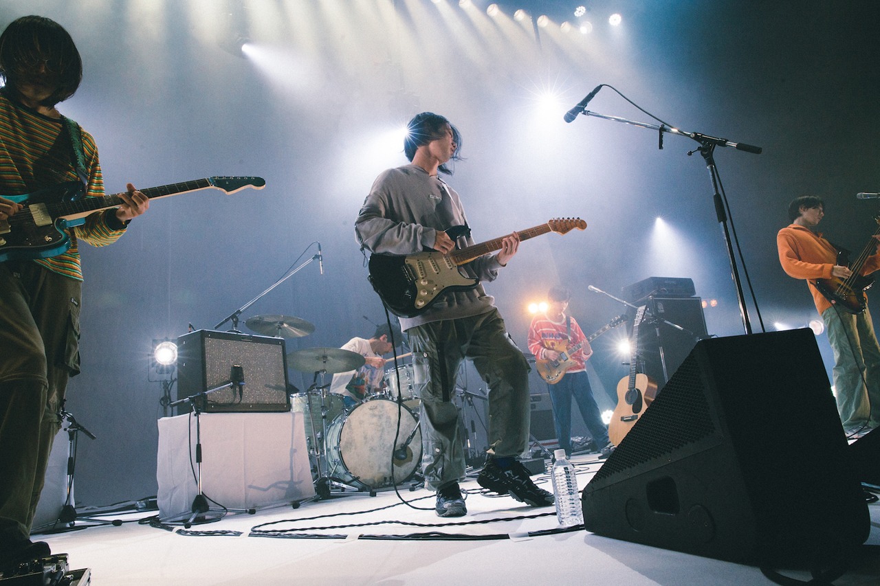DYGL「A Daze In A Haze Tour」東京・USEN STUDIO COAST公演の様子。（Photo by ERINA UEMURA）