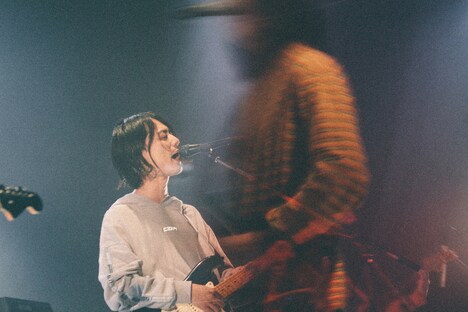 Nobuki Akiyama（Vo, G）（Photo by ERINA UEMURA）