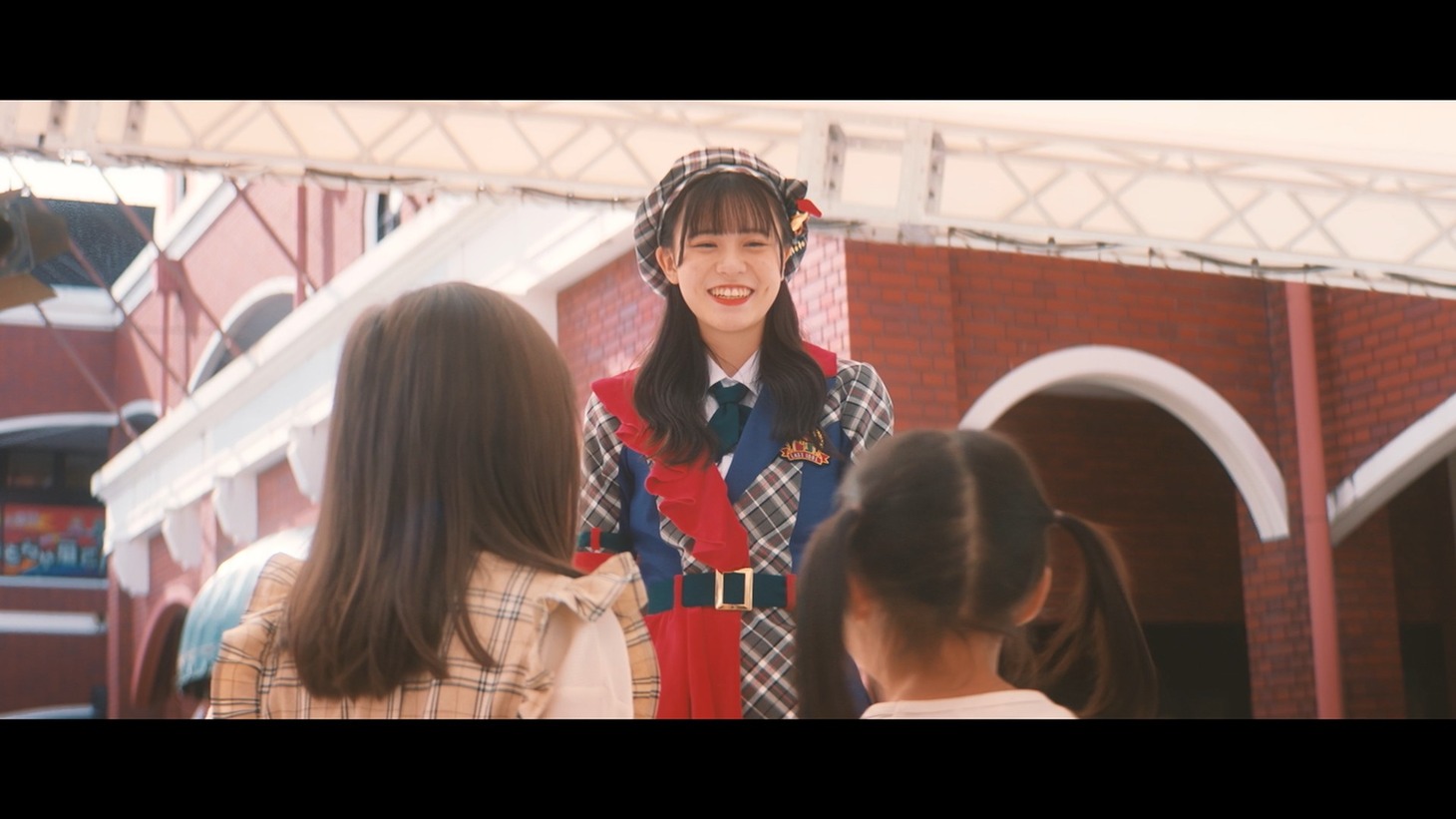 ラストアイドル「Break a leg!」ミュージックビデオより。