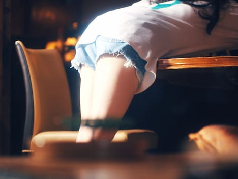 PARADISES「柏木由紀なりのPARADISES -夏のバカヤロー-」ミュージックビデオより。