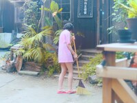 PARADISES「柏木由紀なりのPARADISES -夏のバカヤロー-」ミュージックビデオより。