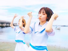 PARADISES「柏木由紀なりのPARADISES -夏のバカヤロー-」ミュージックビデオより。