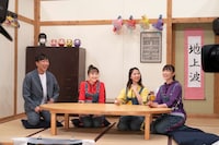 左から飯塚悟志（東京03）、百田夏菜子、玉井詩織、高城れに。