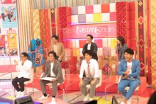 「『ももクロChan』10周年記念オンラインプレミアムライブ！～最高の笑顔でバラエティ番組～」ゲスト出演者たち。