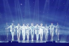 INI「INI 1ST FAN MEETING」11月13日昼公演の様子。(c)LAPONE ENTERTAINMENT