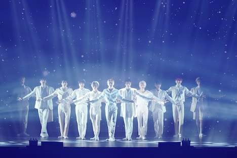 INI「INI 1ST FAN MEETING」11月13日昼公演の様子。(c)LAPONE ENTERTAINMENT