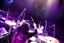 「ヤバイTシャツ屋さん 大阪城ホールワンマンライブ『まだ早い。』」の様子。（撮影：オイケカオリ、日吉“JP”純平、ハヤシマコ）