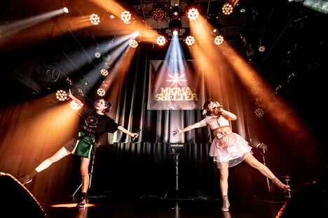 左からレーレ、ユブネ。(Photo by Masayo)