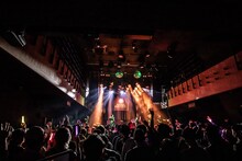 MIGMA SHELTER・ユブネ生誕RAVE「BIRTH TOWEL」の様子。（Photo by Masayo）