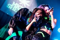 左からナーナナラ、レーレ。（Photo by Masayo）