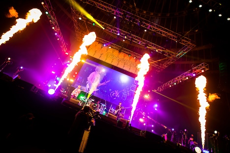 「ヤバイTシャツ屋さん 大阪城ホールワンマンライブ『まだ早い。』」の様子。（撮影：オイケカオリ、日吉“JP”純平、ハヤシマコ）