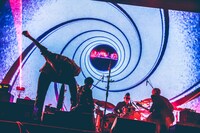 go!go!vanillas「Yokohama, Kobe Arena Tour『Life is Beautiful』」神戸公演の様子。