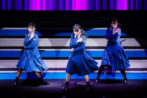 宮瀬玲奈、河瀬詩、白沢かなえによるユニット・蛍光灯再生計画。(提供:ソニー・ミュージックレーベルズ)