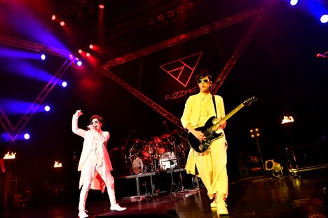 「fuzzy knot Live 2021 ～Beginning of knot～」の様子。（撮影：江隈麗志）