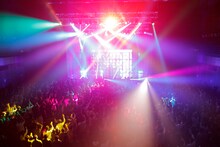 「DUSTCELL 3rd ONE-MAN LIVE『自白』」の様子。（撮影：竹中圭樹）