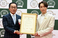 左から菅野眞博氏、EXILE TETSUYA。