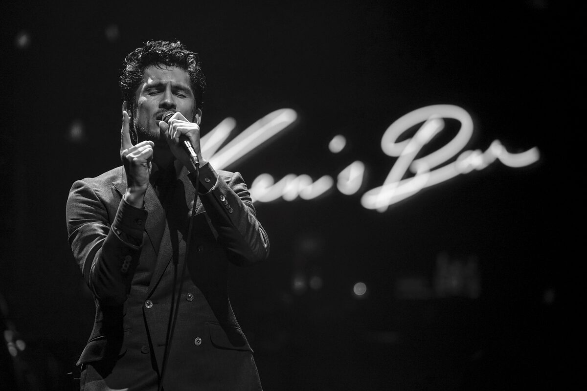 平井堅 アコースティック編成のコンセプトライブ Ken S Bar をクリスマスイブにオンライン開催 音楽ナタリー