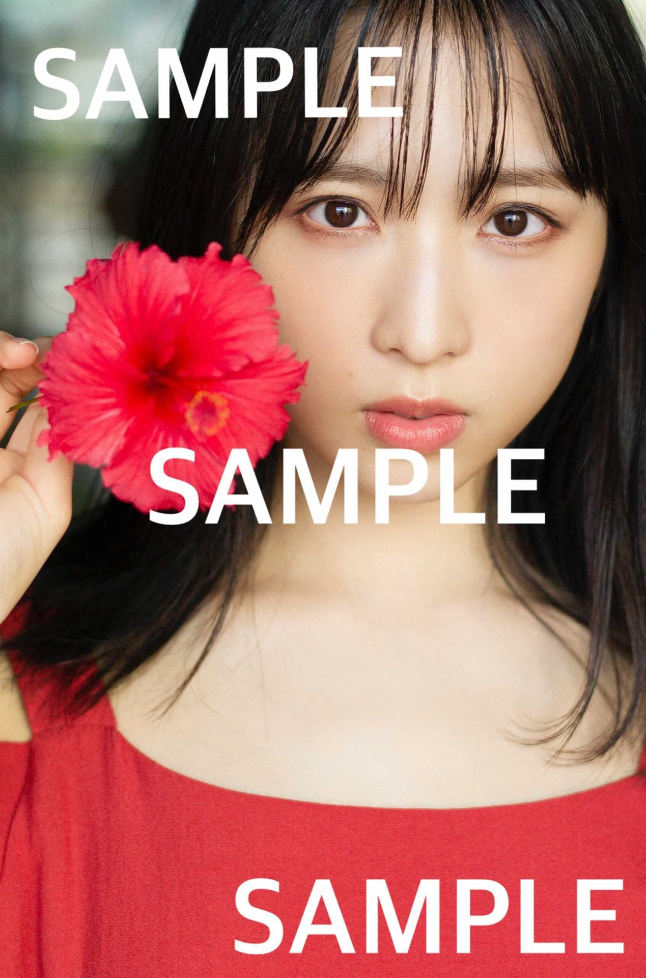 「AKB48小栗有以1st写真集 君と出逢った日から」紀伊國屋書店特典ポストカードサンプル画像（撮影：細居幸次郎）