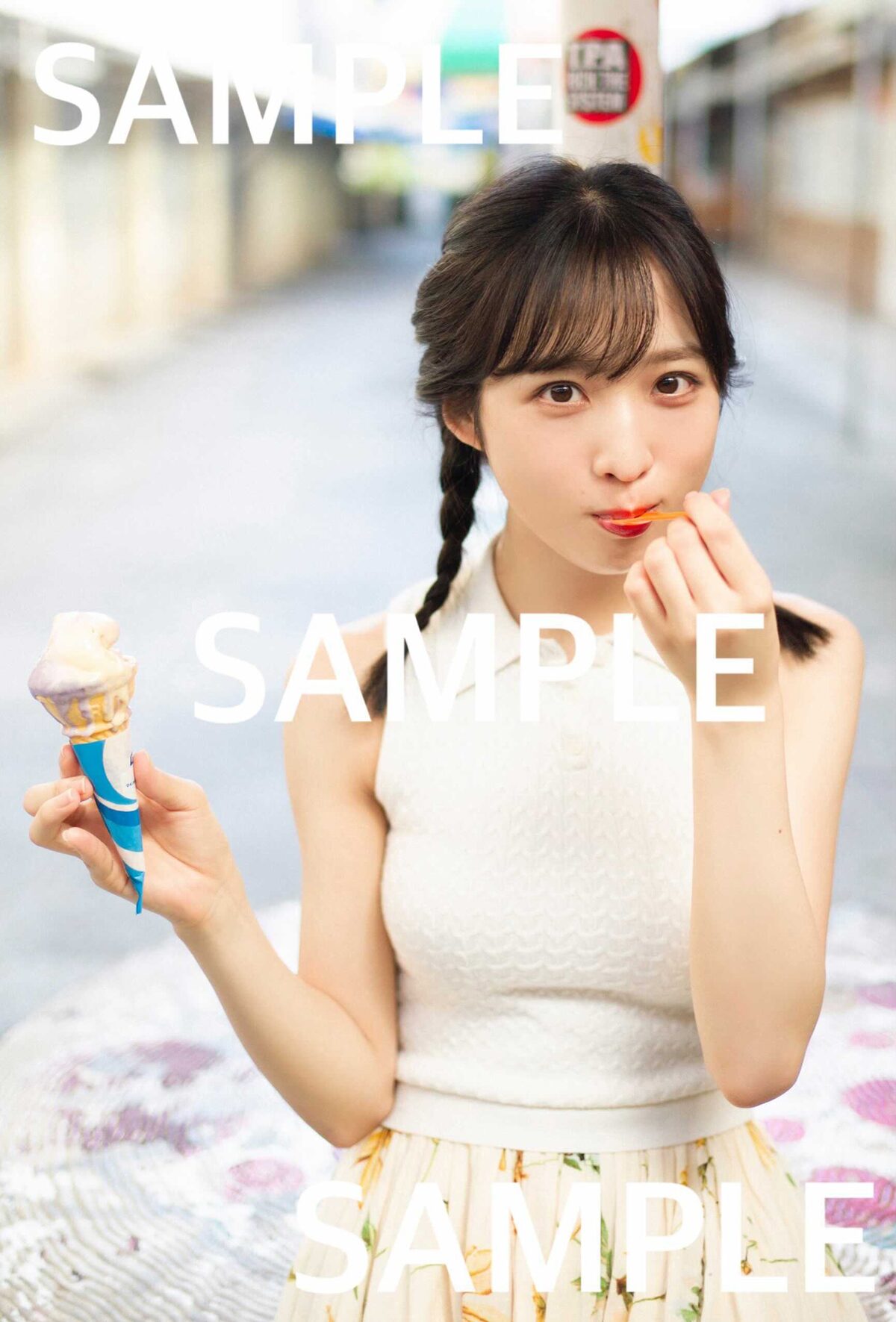 oguriyui_1stphotobook_postcard 