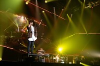 wacci「wacci Live at 日本武道館 2021 ～YOUdience～」の様子。（撮影：富田望）