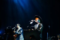 吉田山田（撮影：白石達也）