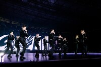 JO1「2021 JO1 LIVE "OPEN THE DOOR”」の様子。(c)LAPONE ENTERTAINMENT