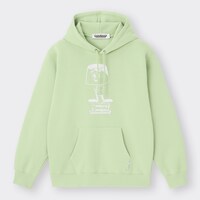 「GU×なにわ男子」スウェットプルパーカ