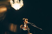 比喩根（Vo, G）（Photo by Kana Tarumi）