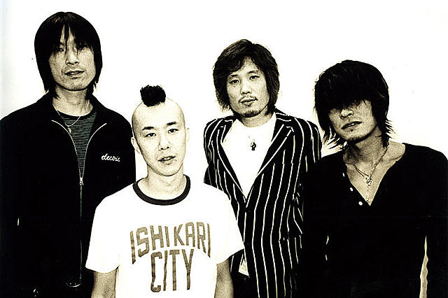 「ミッシェル・ガン・エレファント “THEE MOVIE” -LAST HEAVEN 031011-」より。 (c)澁谷征司