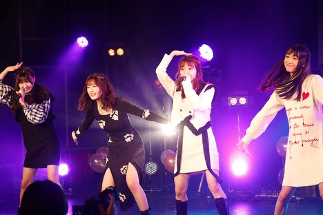 「B.O.L.T ONE MAN LIVE@LIQUIDROOM」第1部の様子。(撮影:笹森健一)