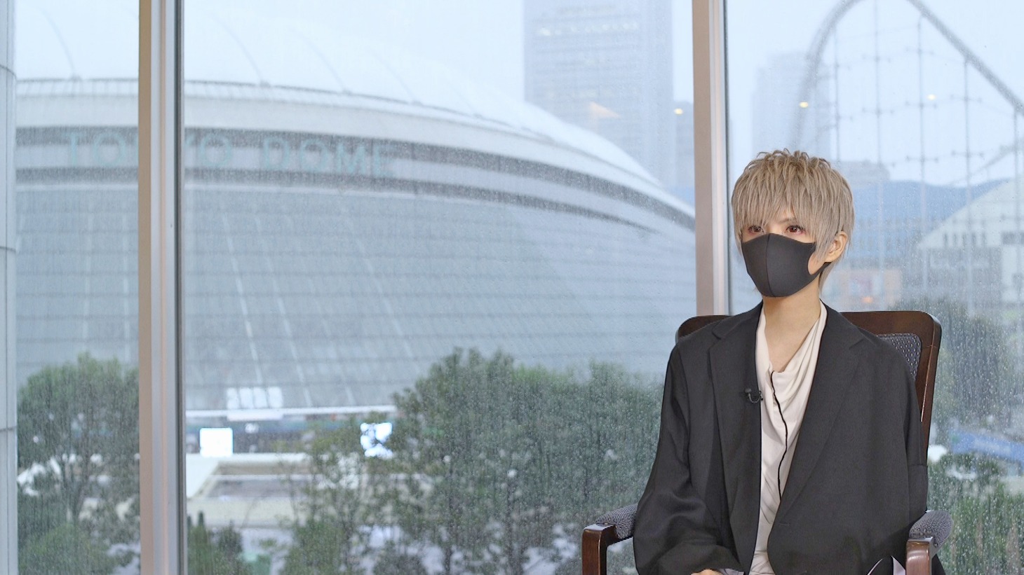 NHK総合「夜光音楽スペシャル まふまふ」より。（写真提供：NHK）