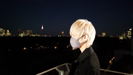 NHK総合「夜光音楽スペシャル まふまふ」より。（写真提供：NHK）（写真提供：NHK）