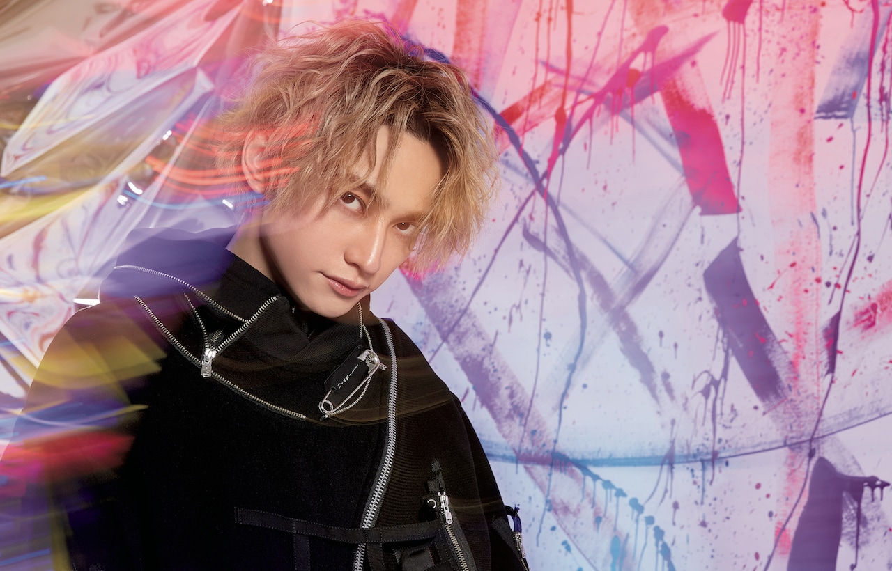 「装苑」1月号より、SKY-HI。
