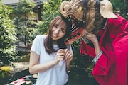 新内眞衣の2nd写真集より。(撮影:東京祐)